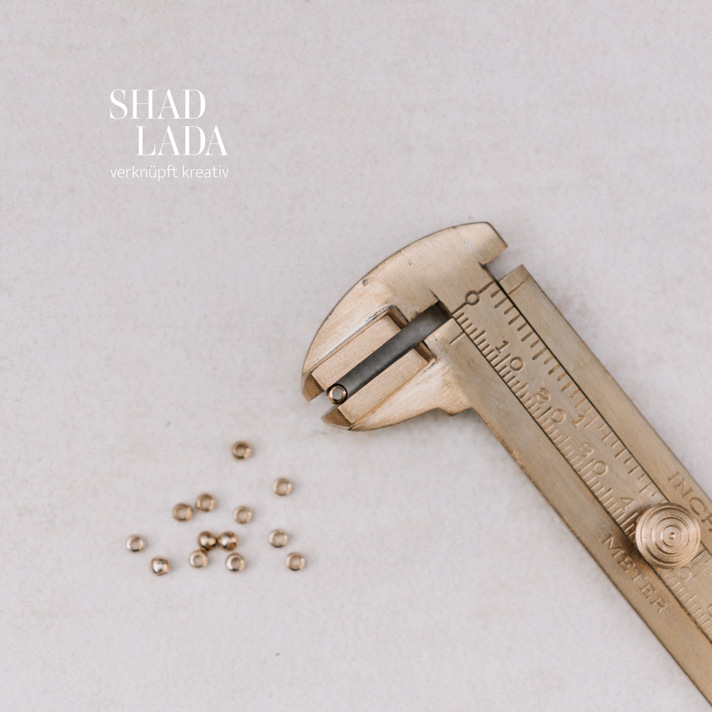 Perlen 2,5 x 3 mm • 10 g •