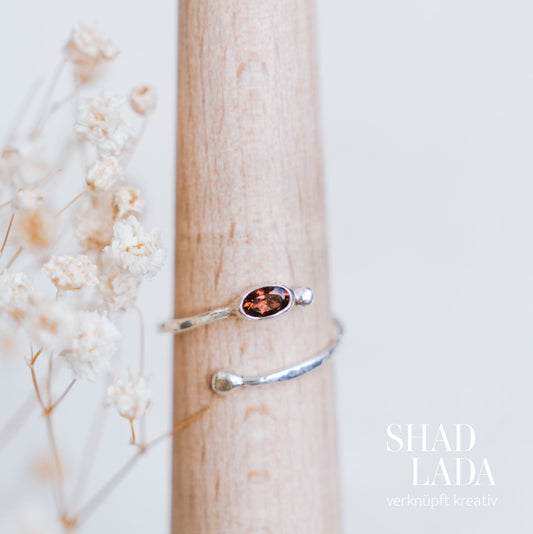 Ring SILVER ROSE SPIRAL aus Silber mit rosa Turmalin (Größe 55, verstellbar)