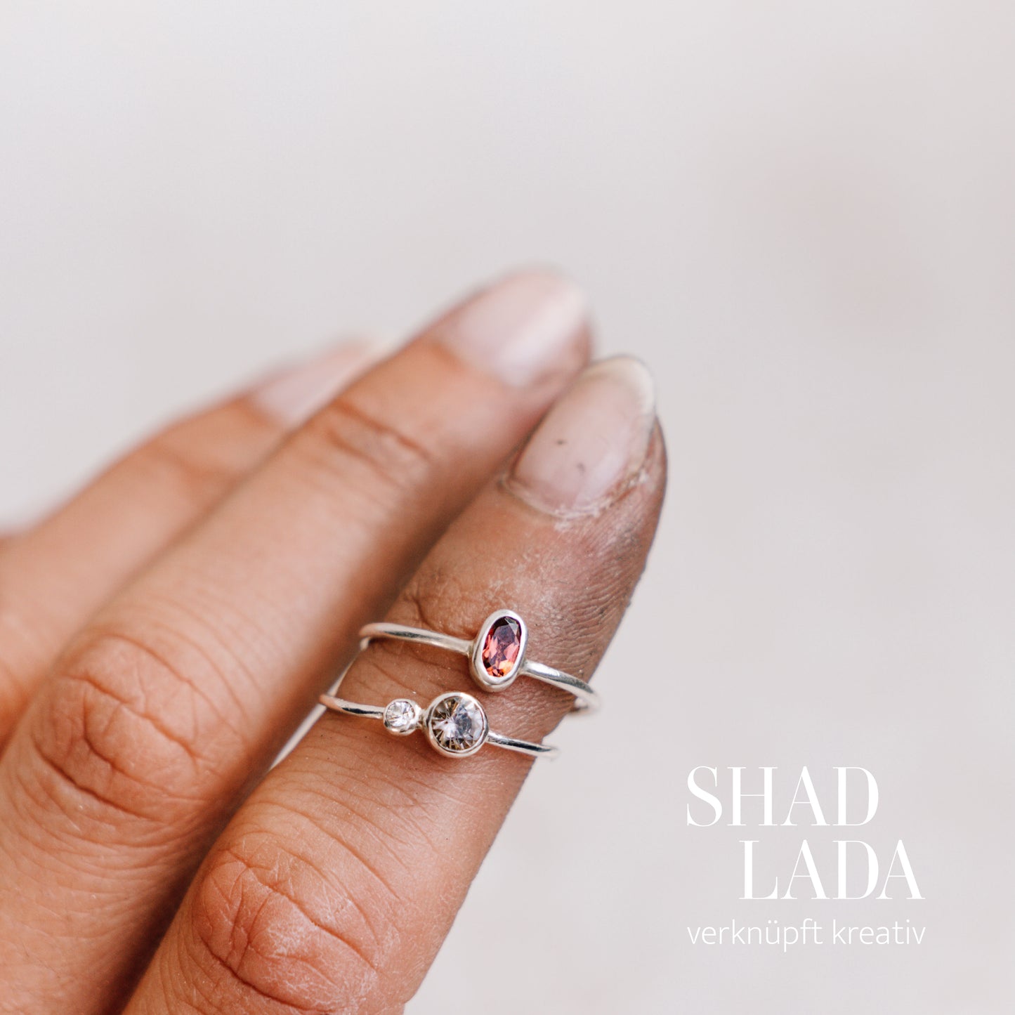 Ring SILVER MAROON aus Silber mit Turmalin (Größe 53)