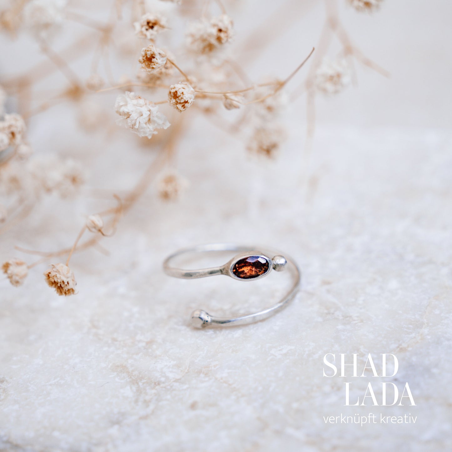 Ring SILVER ROSE SPIRAL aus Silber mit rosa Turmalin (Größe 55, verstellbar)