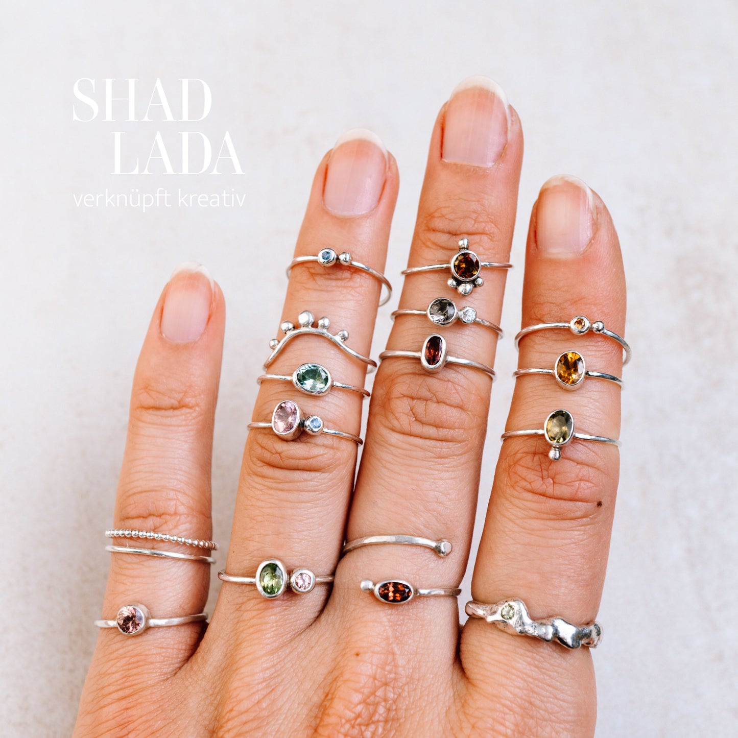 Ring SILVER ROSE SPIRAL aus Silber mit rosa Turmalin (Größe 55, verstellbar)
